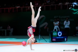 raffaeli sofia ita sfe06007 copia simone ferraro ph